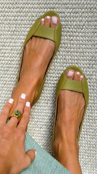 Adelina | Sandalias Doradas de Conforto Elegante