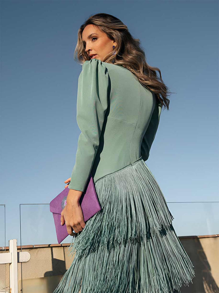 Vestido Evaseado con Elegantes Flecos