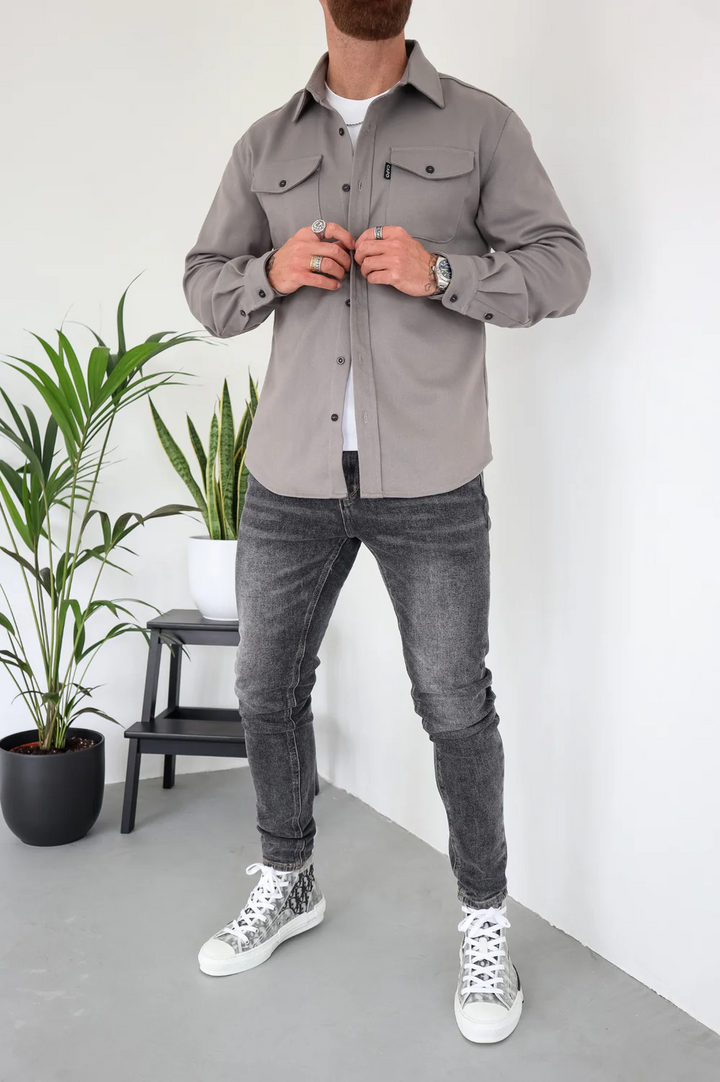 ADAM | Sobrecamisa de temporada: estilo moderno y versátil