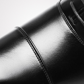 Clásicos zapatos de cuero
