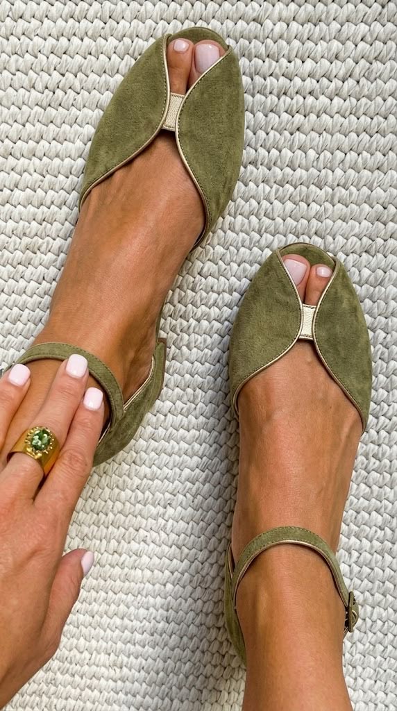 Olivia | Elegantes Sandalias en Verde Salvia