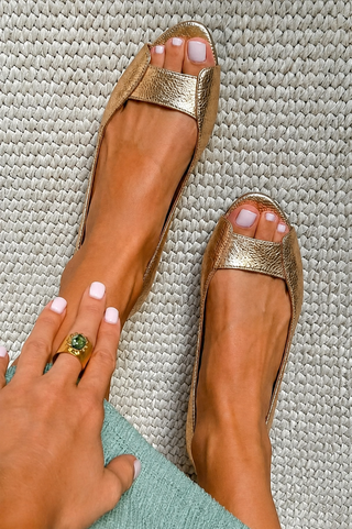 Adelina | Sandalias Doradas de Conforto Elegante