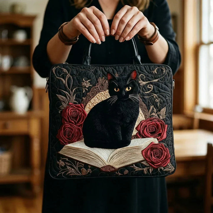 Bolsa Artesanal Acolchada – Gato Negro entre Libros