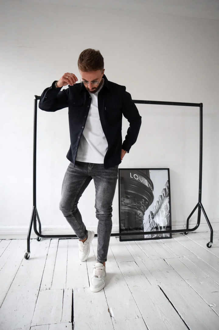 ADAM | Sobrecamisa de temporada: estilo moderno y versátil