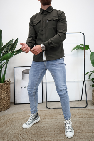 ADAM | Sobrecamisa de temporada: estilo moderno y versátil