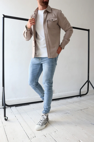 ADAM | Sobrecamisa de temporada: estilo moderno y versátil