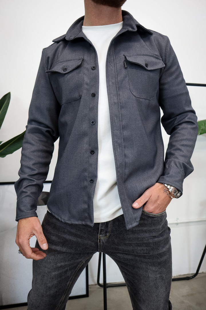 ADAM | Sobrecamisa de temporada: estilo moderno y versátil